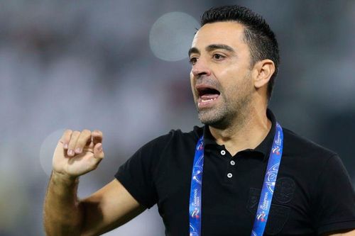 Xavi cùng huyền thoại La Liga đấu dàn sao Việt Nam