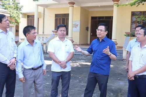 Quảng Ngãi kiểm tra, đẩy nhanh xử lý trụ sở công dôi dư sau sáp nhập