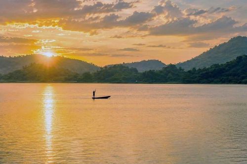 Cảnh sắc hồ Lắk, tỉnh Đắk Lắk