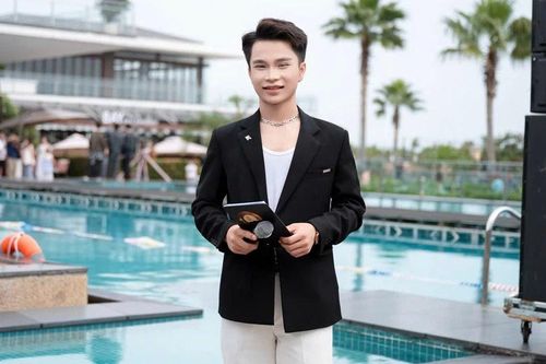 Nam sinh ngành Y từng bước ghi dấu ấn trên hành trình theo đuổi nghề MC