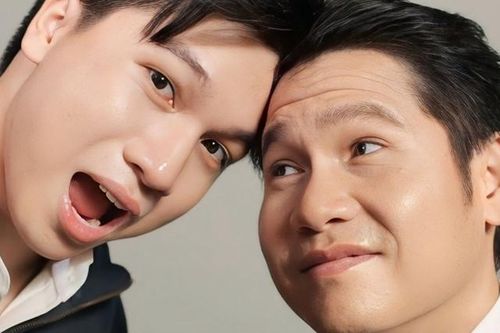 Ca sĩ Trọng Tấn và con trai Tấn Đạt: 'Hổ phụ sinh hổ tử'