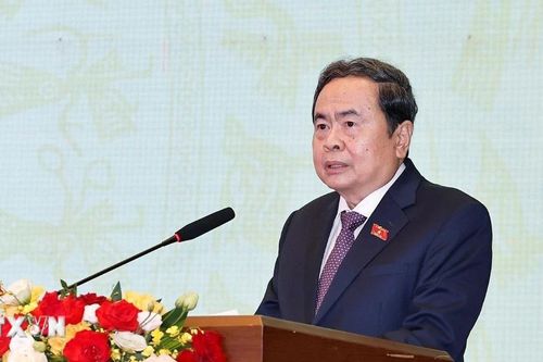 Bảo đảm chính sách dân tộc được thể hiện đầy đủ, thực chất trong từng dự án luật, nghị quyết