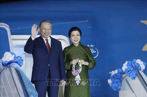 Tổng Bí thư, Chủ tịch nước Tô Lâm và Phu nhân lên đường thăm cấp Nhà nước Cộng hòa Singapore