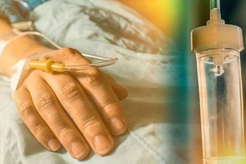Tưởng chỉ là nhiệt miệng thông thường, người đàn ông 33 tuổi sốc nặng khi nhận kết quả khám