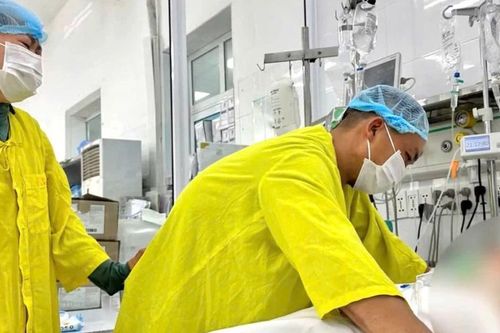 Di nguyện xúc động của cô gái 19 tuổi: 'Mẹ ơi, con cho người ta mắt được không?'