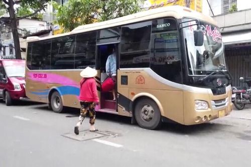 Từ 1/7/2026, xe khách từ 8 chỗ trở lên phải lắp camera khoang hành khách