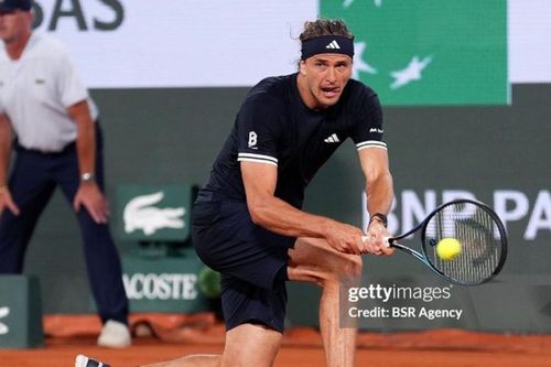 Alexander Zverev phô diễn đẳng cấp, đánh bại Tomas Machac sau 3 set tại Roland Garros