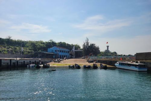 Để 'đánh thức' tiềm năng của biển