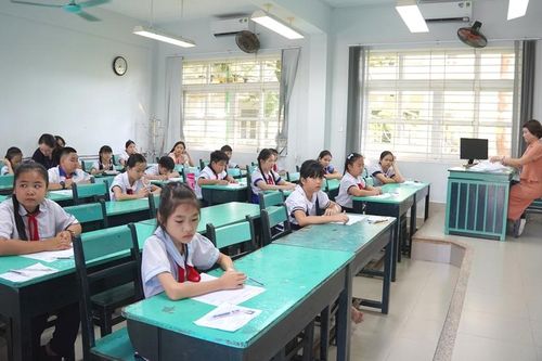 Trên 1.700 học sinh dự tuyển vào lớp 6 Trường THCS Nguyễn Tri Phương