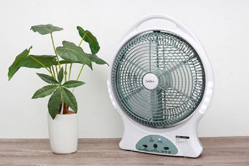 Cảnh báo nguy cơ cháy nổ của quạt tích điện trong mùa nắng nóng