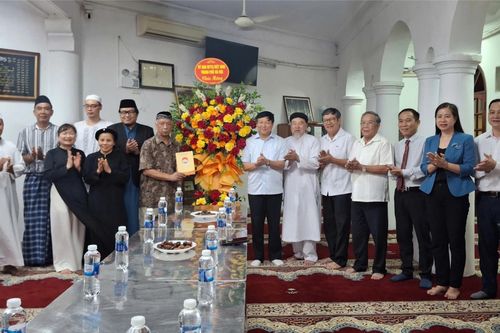 Chúc mừng cộng đồng hồi giáo nhân đại lễ Raya Eidil Adha