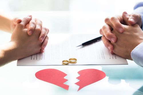 Một cuộc ly hôn có thể hủy hoại 3 thế hệ: Người đau nhất thường không phải vợ chồng