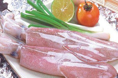 10 phút nấu xong món canh chua mực thơm mát ngon cơm ngày hè