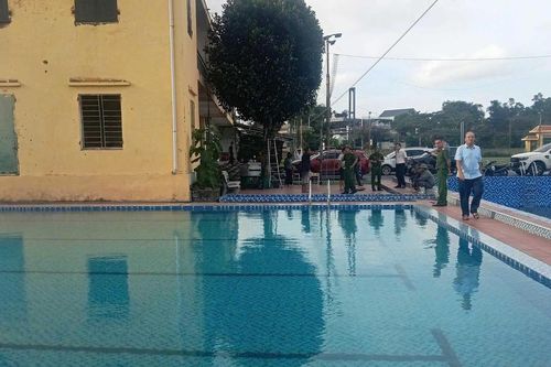 Quảng Ninh: 3 trẻ đi cấp cứu nghi do điện giật tại bể bơi