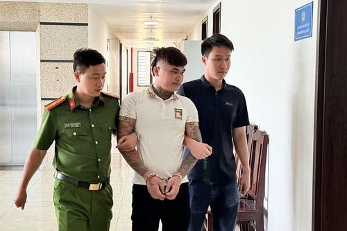 Truy bắt nóng đối tượng truy nã từ Campuchia