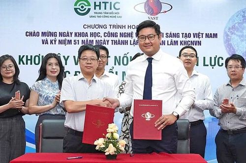 Doanh nhân trẻ Việt Nam đột phá với mô hình 'đặt hàng' trực tiếp nhà khoa học