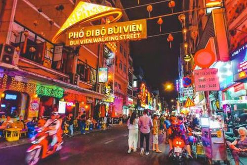 Kinh tế đêm TP HCM cần làm gì để giữ chân khách quốc tế?