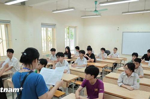 Hà Nội: Gần 123.500 thí sinh làm thủ tục dự thi lớp 10, có 5 trường hợp cần hỗ trợ y tế