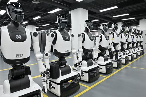 Robot hình người giá rẻ: 'Quân bài' mới của Trung Quốc trên đường đua giảm chi phí sản xuất