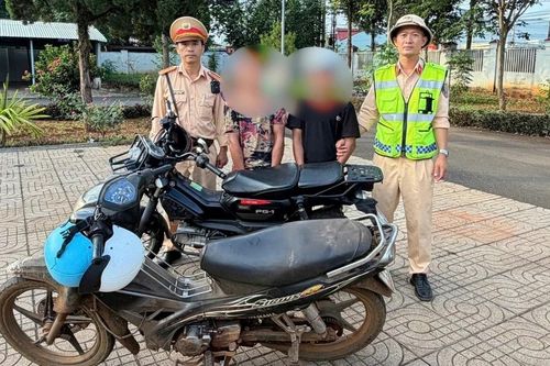 Cảnh sát giao thông truy bắt 2 đối tượng trộm cắp xe máy lúc rạng sáng