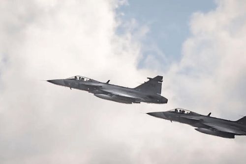 Thụy Điển chuyển giao 16 tiêm kích Gripen C/D và hỗ trợ Ukraine mua phiên bản Gripen E mới