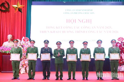 Ninh Bình đẩy mạnh xây dựng lực lượng công an xã, phường vững mạnh, hiện đại, đáp ứng yêu cầu nhiệm vụ trong tình hình mới