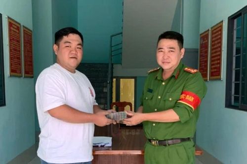 Công an xã giúp người chuyển nhầm nhận lại 206 triệu đồng