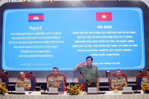 Phối hợp bảo đảm an ninh trật tự tuyến biên giới Tây Nam Bộ