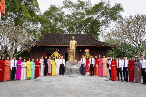 Đồng chí Hoàng Đình Giong - lãnh đạo tiền bối tiêu biểu của Đảng và cách mạng Việt Nam, người con ưu tú của dân tộc Việt Nam và quê hương Cao Bằng