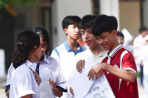 Hà Nội ghi nhận 1 thí sinh vi phạm quy chế trong buổi thi Ngoại ngữ