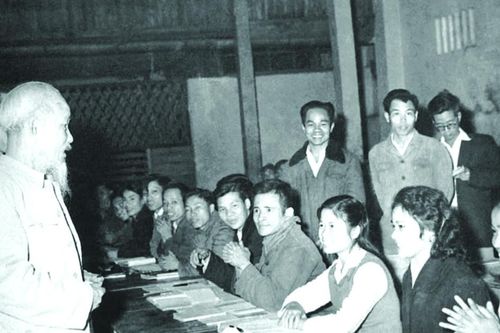 Tư tưởng 'Dân là gốc' tiếp tục là trục xuyên suốt trong thời kỳ mới