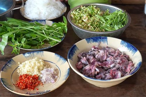 Đặc sản miền Trung có vẻ ngoài kỳ dị, được khen ngọt thơm hơn thịt gà