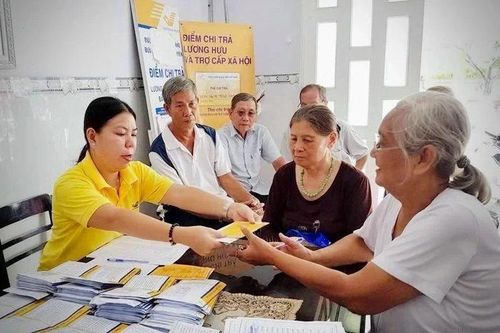 Từ 1/7, tăng 8% trợ cấp hằng tháng cho cán bộ xã già yếu đã nghỉ việc