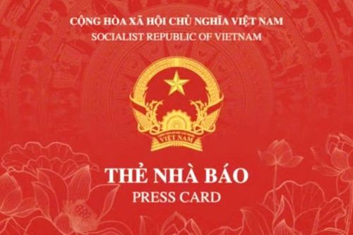 Thẻ nhà báo mới hiển thị thông tin gì khi quét mã QR?