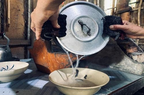 Thương hoài một bát nước cơm