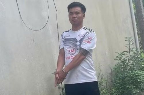 Đối tượng mua bán ma túy ra đầu thú