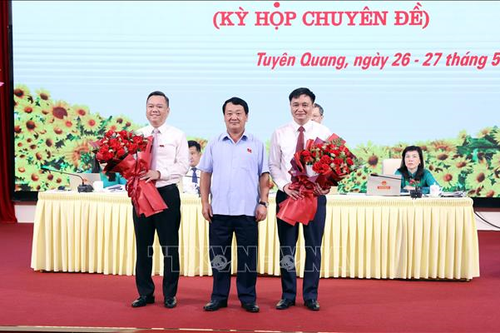 Phê chuẩn kết quả bầu chức vụ Phó chủ tịch UBND tỉnh Tuyên Quang