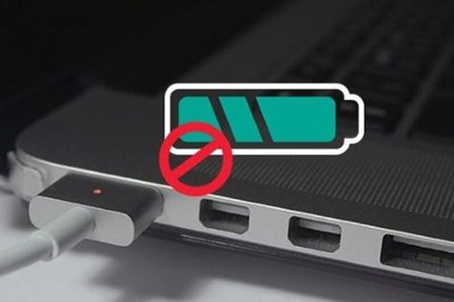 Những thói quen nhiều người mắc phải đang âm thầm làm chai pin laptop