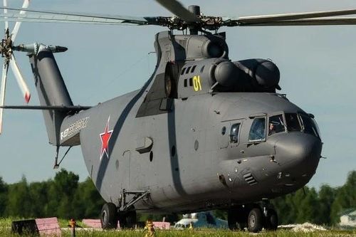 Nga dùng trực thăng lớn nhất thế giới để đưa hệ thống phòng không lên nóc nhà
