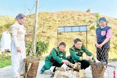 Mười năm 'thắp lửa' biên cương (Bài 2): Mùa no ấm