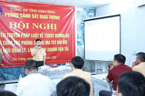 Ninh Bình đẩy mạnh tuyên truyền pháp luật cho doanh nghiệp vận tải