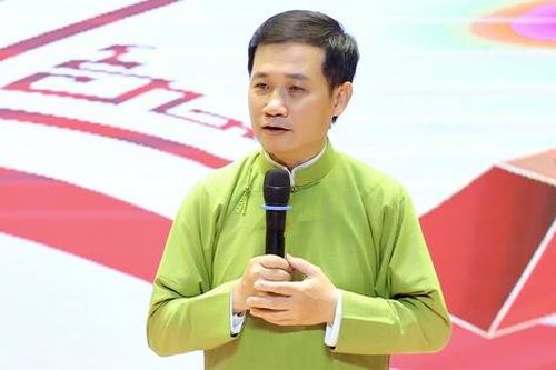 Người trẻ tìm về nghệ thuật hát xẩm, mang hồn di sản ra thế giới