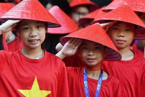 Trẻ em hôm nay, thế giới ngày mai...