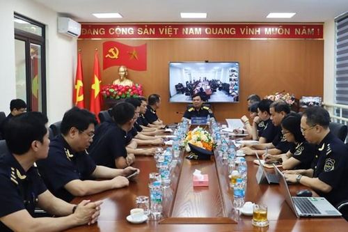 Xử lý tờ khai thông suốt trong ngày đầu vận hành thông quan tập trung