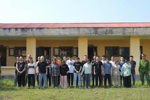 Sập 'bẫy tình' trên mạng, nhiều phụ nữ mất hàng tỷ đồng
