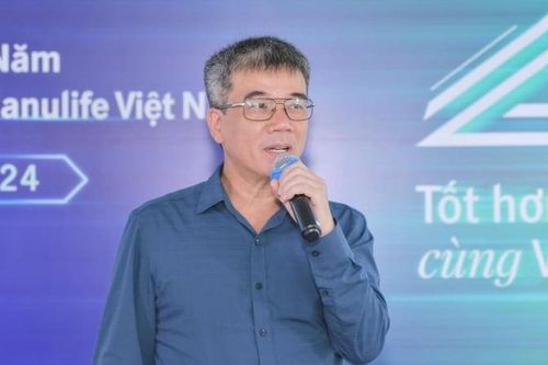 Nhiều nhân sự ngân hàng, bất động sản 'lấn sân' tư vấn bảo hiểm