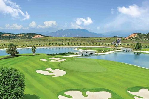 Cần Thơ đề xuất thí điểm chuyển đổi đất lúa làm tổ hợp sân golf nghỉ dưỡng