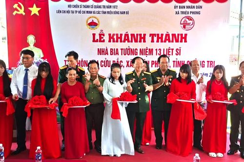 Khánh thành Nhà bia tưởng niệm 13 liệt sĩ tại thôn Nại Cửu, xã Triệu Phong