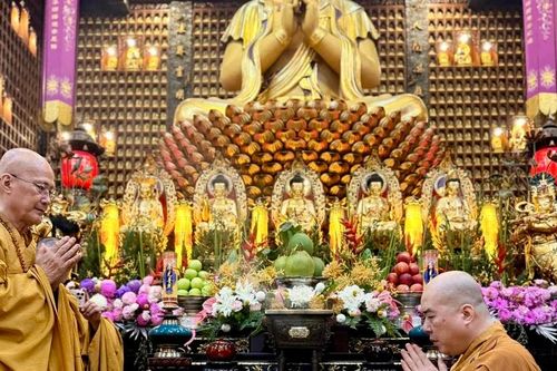 Phật giáo liên phường An Đông, Chợ Quán, Chợ Lớn và Ban Đại diện Phật giáo người Hoa TP.HCM tác pháp an cư