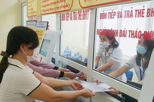 Thẻ Bảo hiểm y tế ghi hưởng 100%, vì sao đi khám vẫn phải đóng thêm tiền?